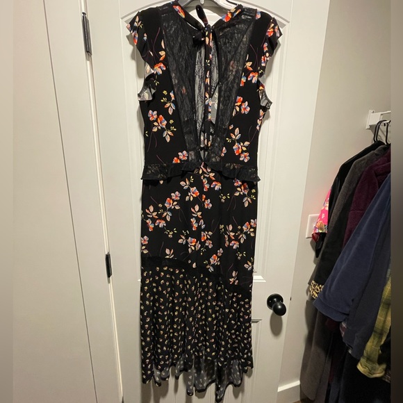 Gorgeous size 8 Topshop black floral maxi dress! Lace details and open back! - Picture 2 of 3